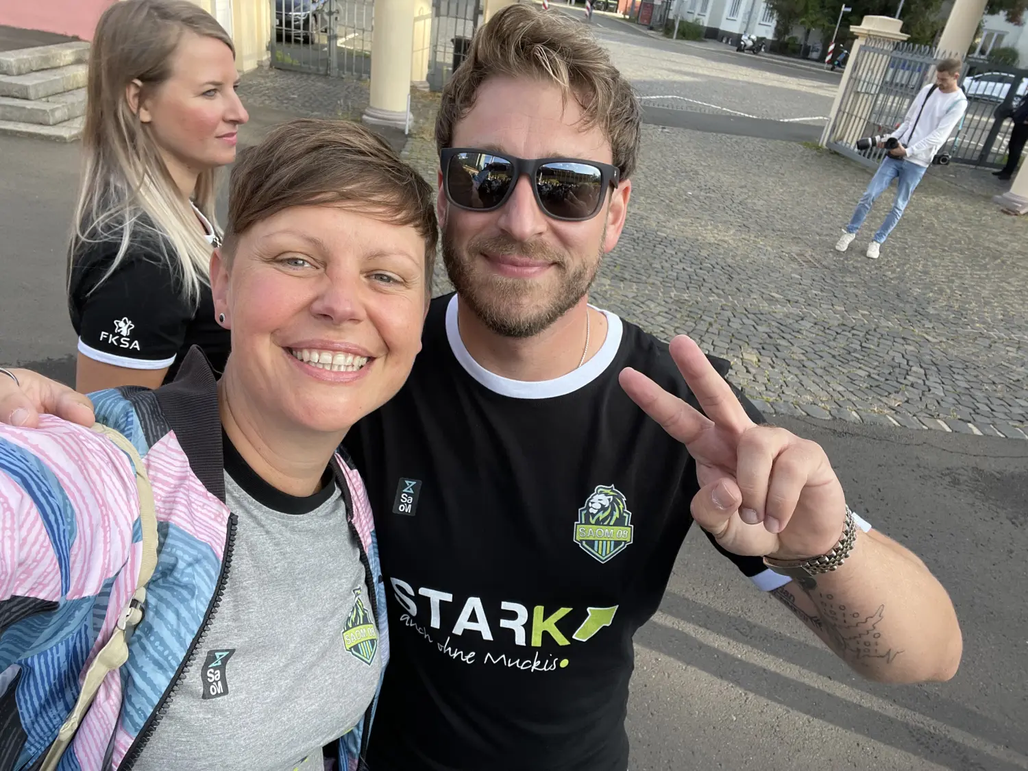Sonia Anna Siwek mit ihren Freunden